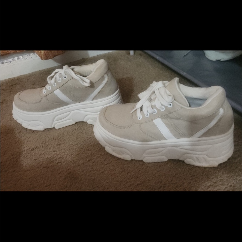 Women's Cream Platform Sneakers